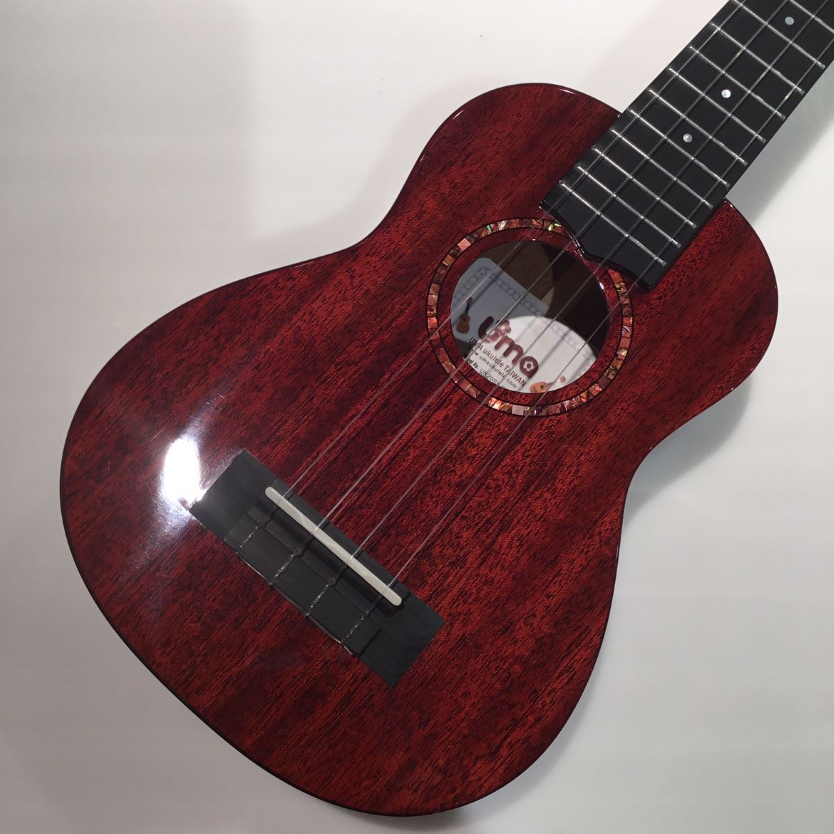 Uma Ukulele UK-20SS RED ソプラノウクレレ マホガニーオール単板 