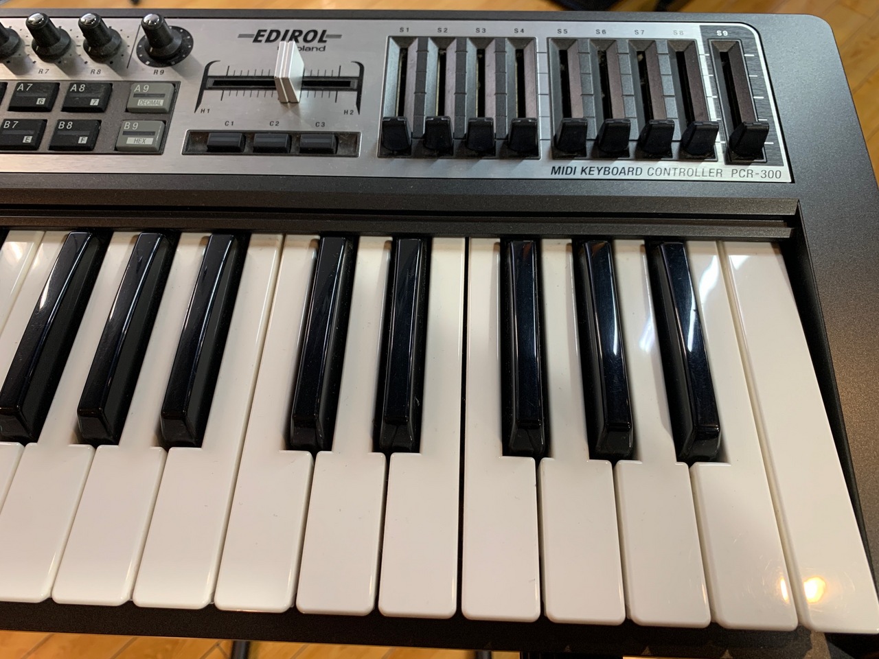 EDIROL PCR300 MIDIキーボード【中古】（中古）【楽器検索デジマート】