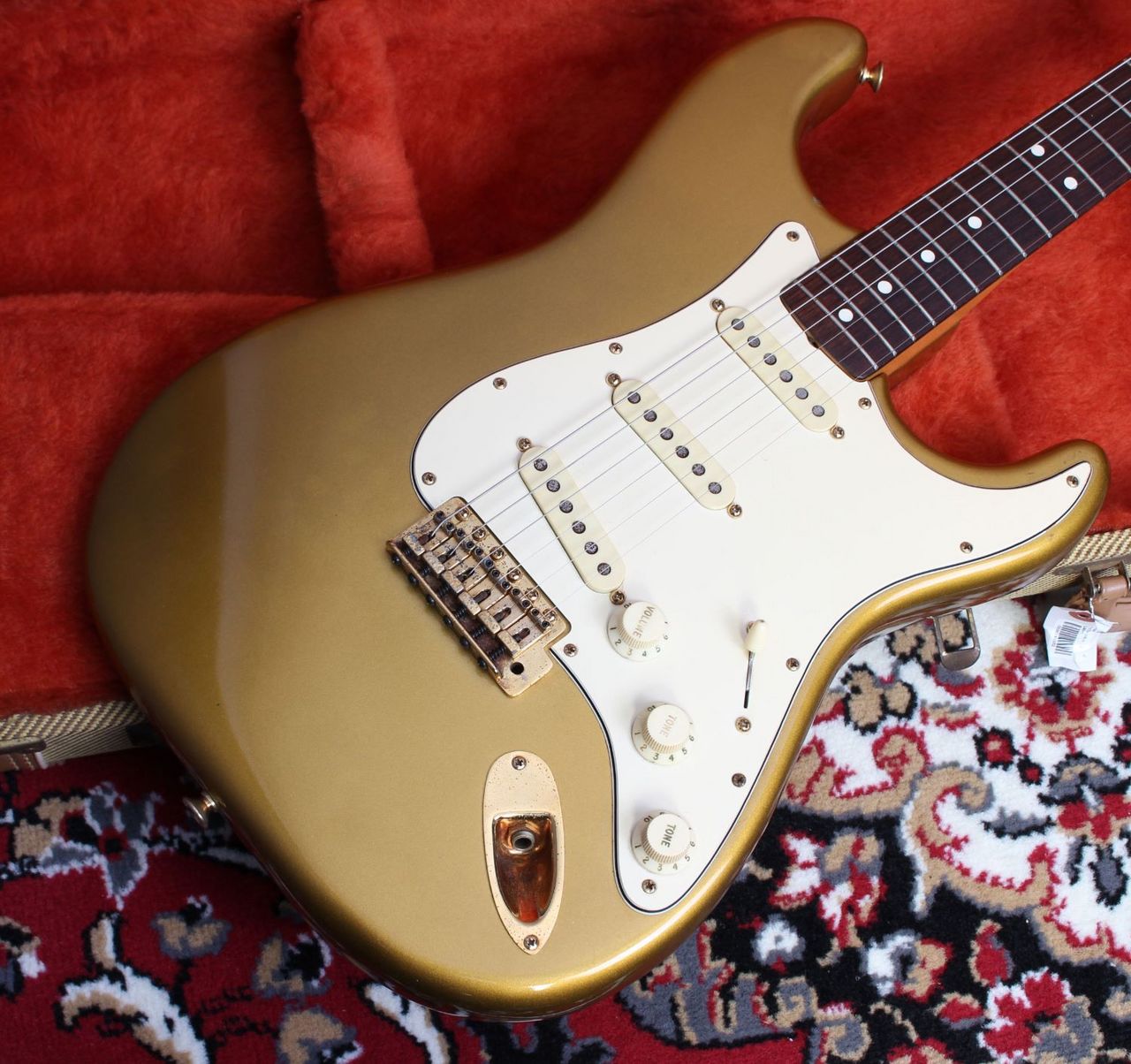 Fender #1982年 GOLD STRATOCASTER (SMITH STRATOCASTER) Aztec Gold