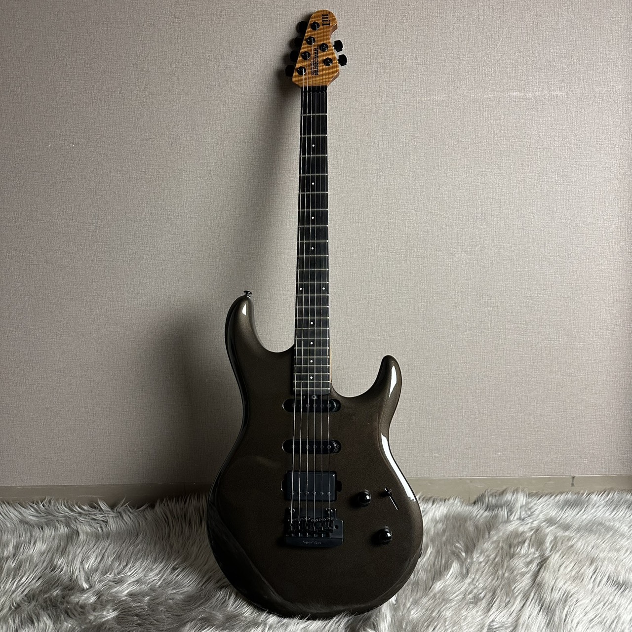 MUSIC MAN Luke III HSS (Olive Pearl)S/NG90257【現物画像】（中古 