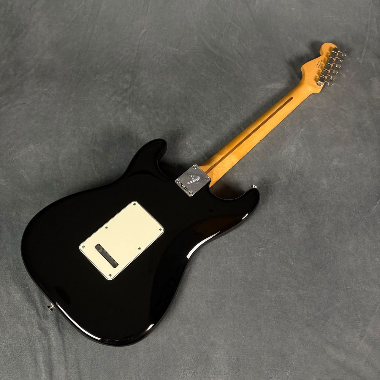 瓦斯 ストラトギター　ブラック Squier by Fender SONIC STRATOCASTER HSS Black エレキギター