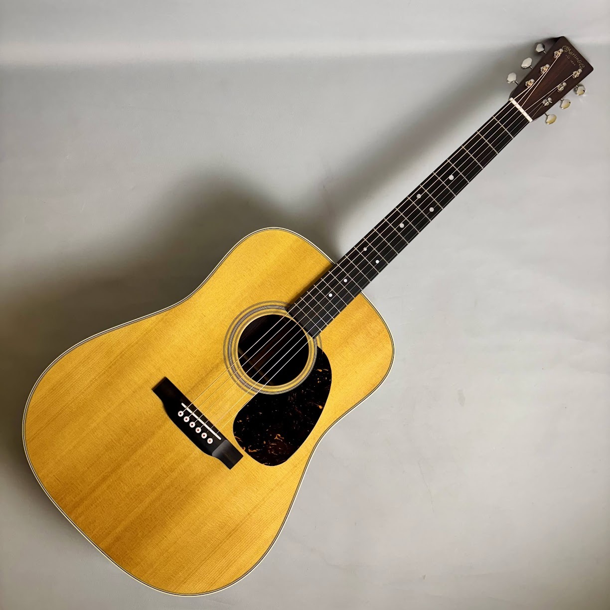 Martin D-28 Standard【2022年製】（新品特価/送料無料）【楽器検索