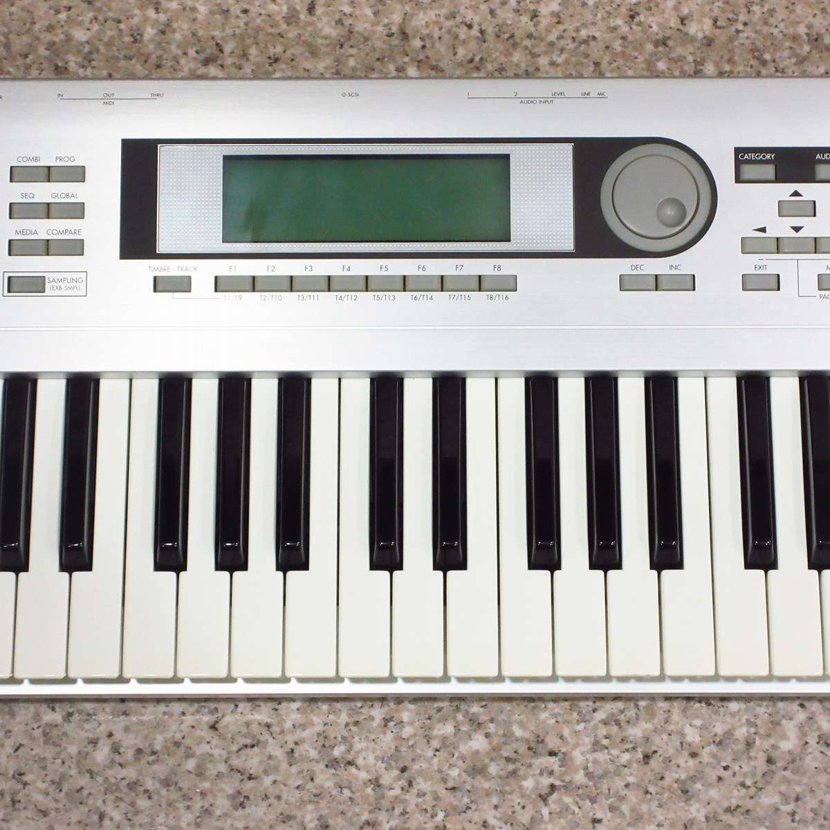 KORG TRITON Le -ver.1.50- 