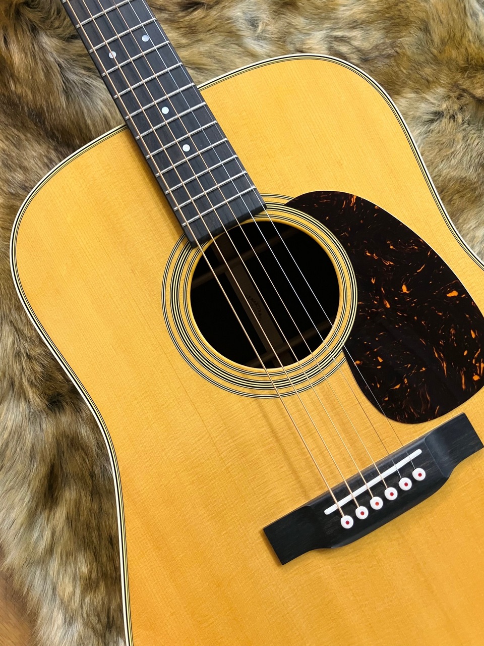 Martin D-28 Standard【清水巴町本店】（新品特価/送料無料）【楽器
