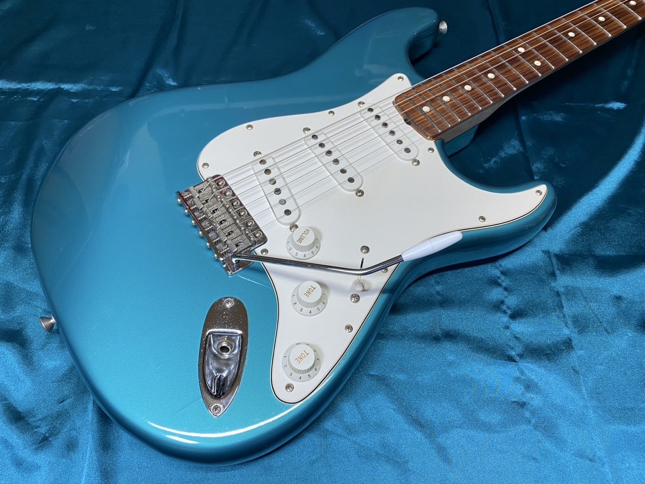 Fender American Vintage 62 Stratocaster Lake Placid Blue（中古