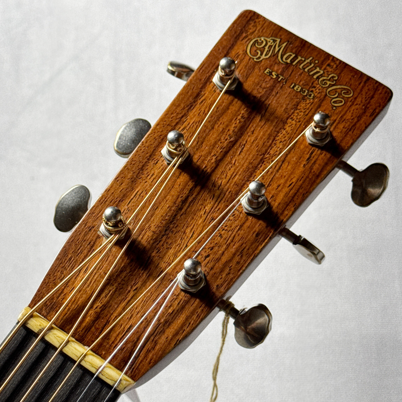 専用 Martin D-28 シリアルナンバー入り 木製プレート 専用 Martin D-28 シリアルナンバー入り 木製プレート 【公式通販】