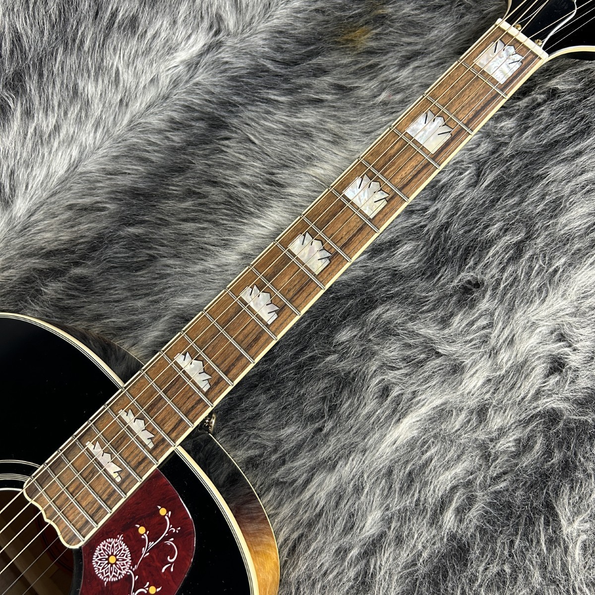 Epiphone Masterbilt J-200 Aged Antique Natural Gloss（中古/送料