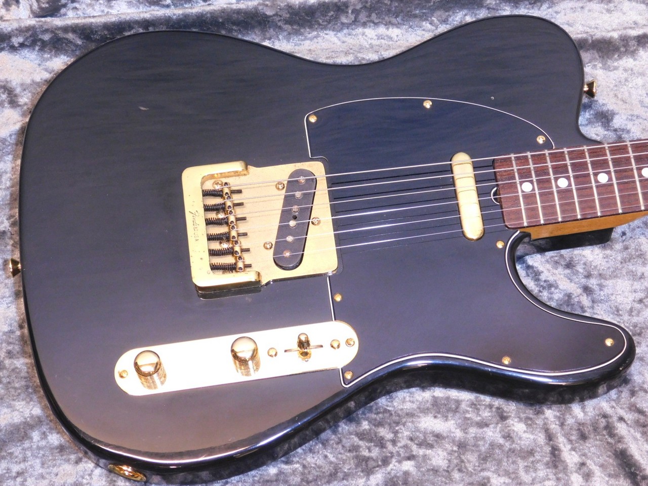 Fender Collectors Edition Black & Gold Telecaster '82