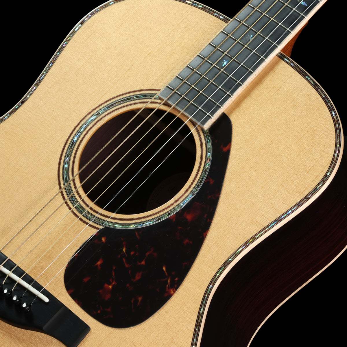 YAMAHA LL56 Custom ARE Natural 日本製 【S/N：IMM008A】【重量：2.23
