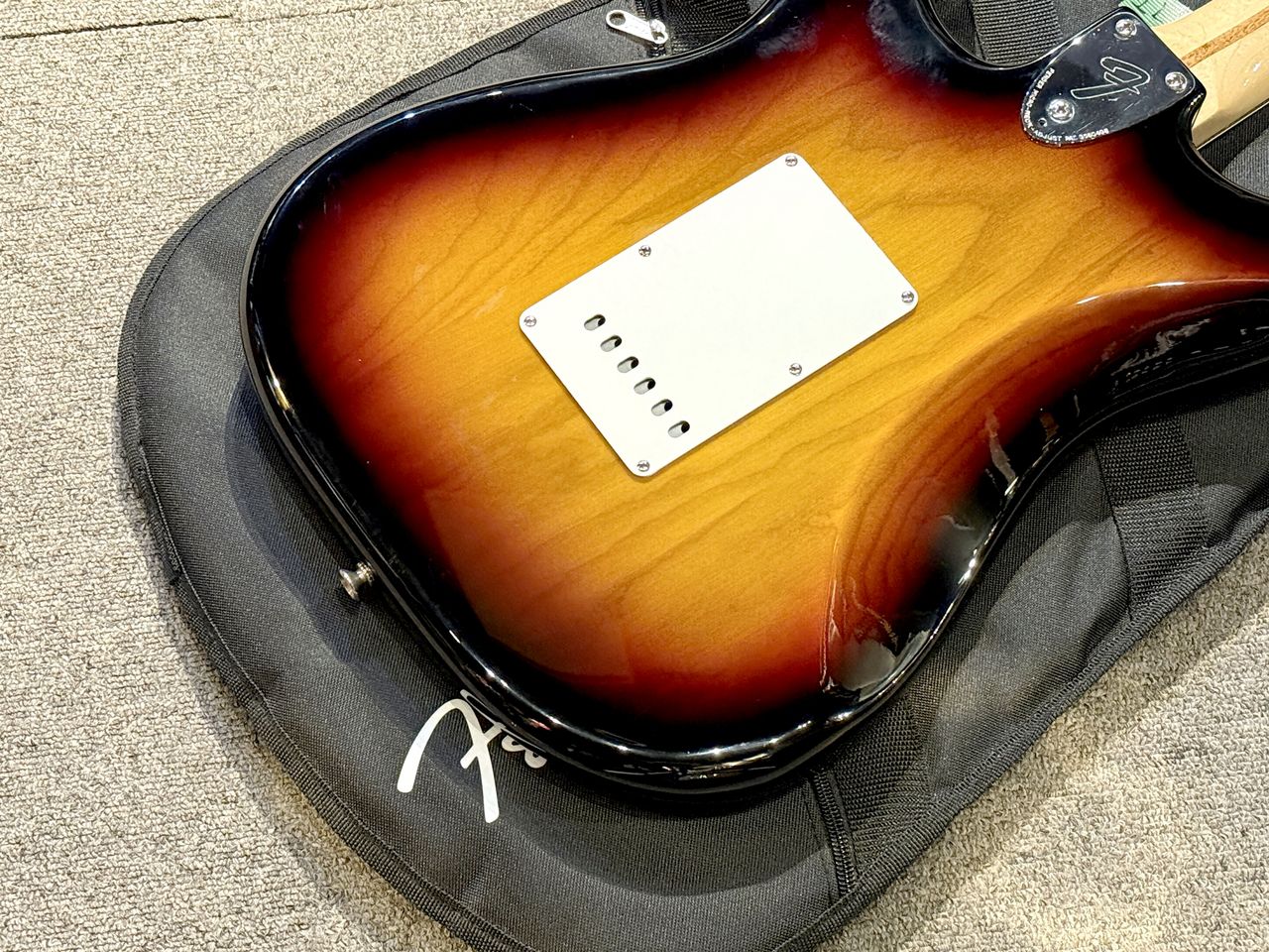 Fender Mexico Classic Series '70s Stratocaster（中古）【楽器検索