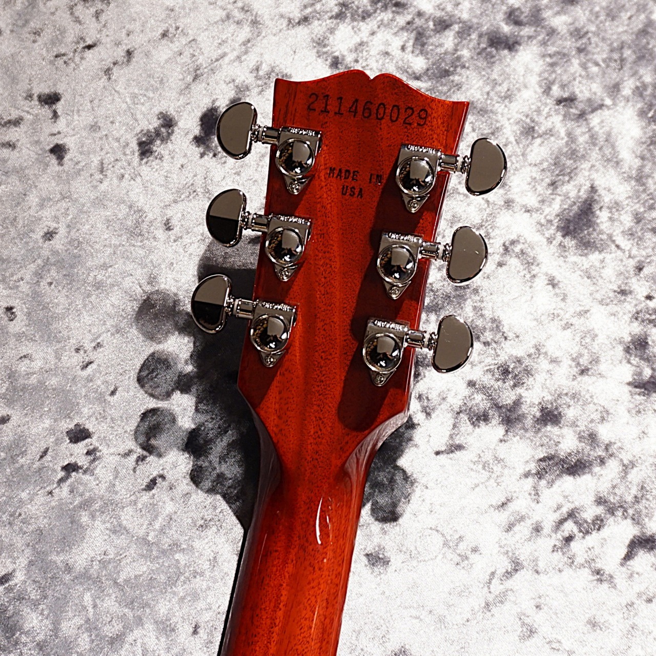フレームメイプルドロップトップ Gibson 【まるでお月様みたいなトップ】 Les Paul Standard '60s