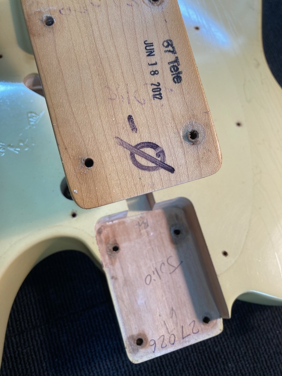 Fender Custom Shop 1967 Telecaster Relic / Aged Vintage White 2012