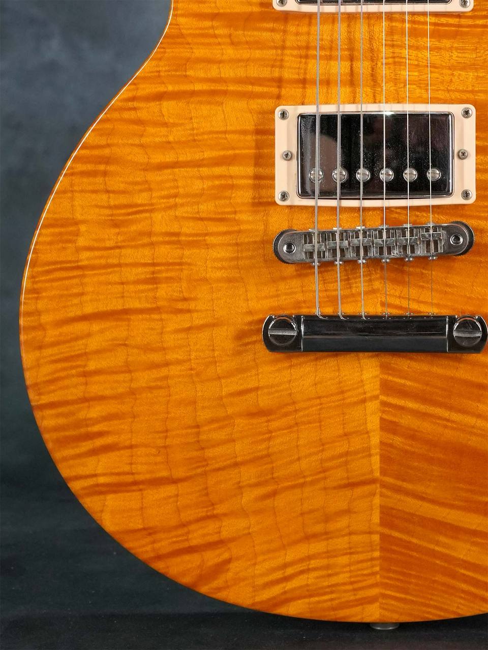 Gibson Les Paul Standard Double Cutaway Amber Serrano（中古
