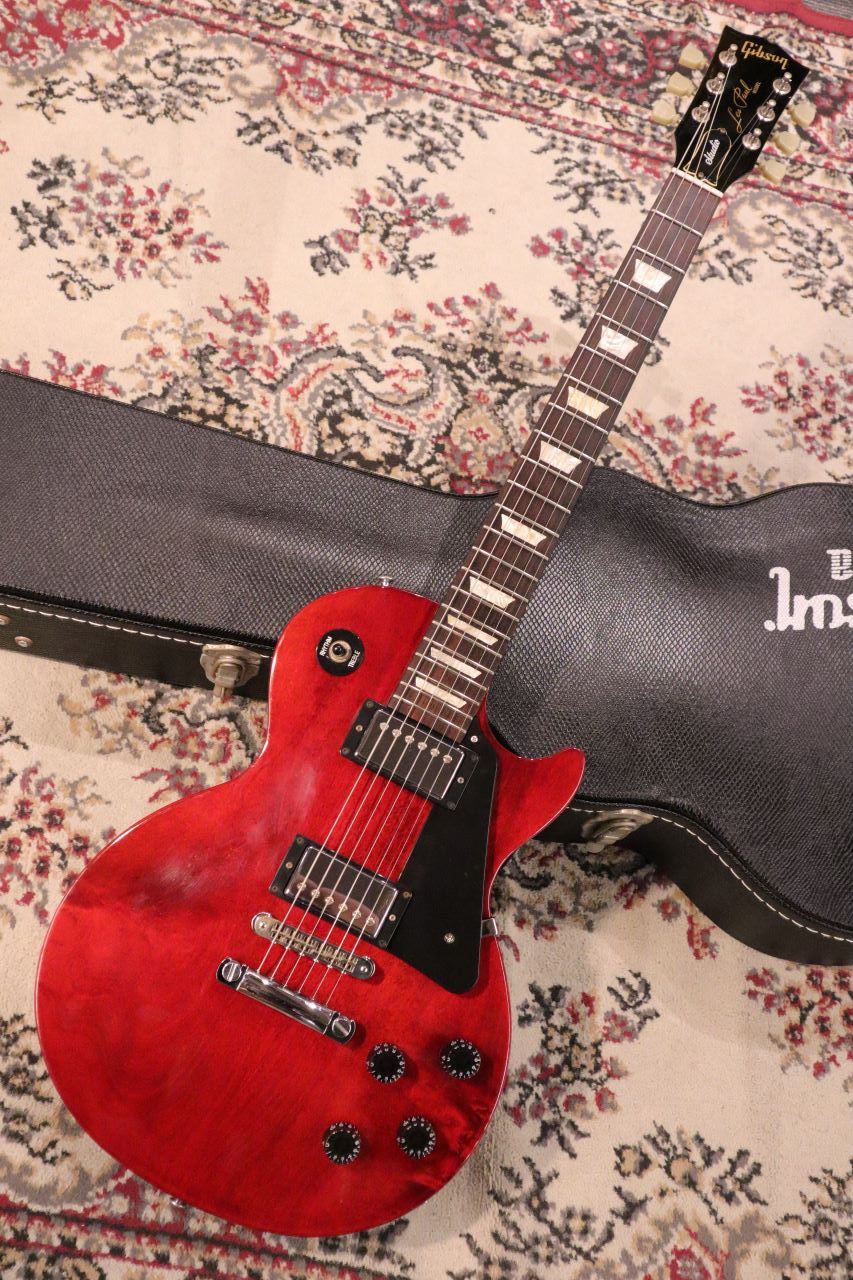 Gibson Les Paul Studio 赤 ハードケース付き Gibson Les Paul Studio 赤 ハードケース付き Gibson Les Paul Studio
