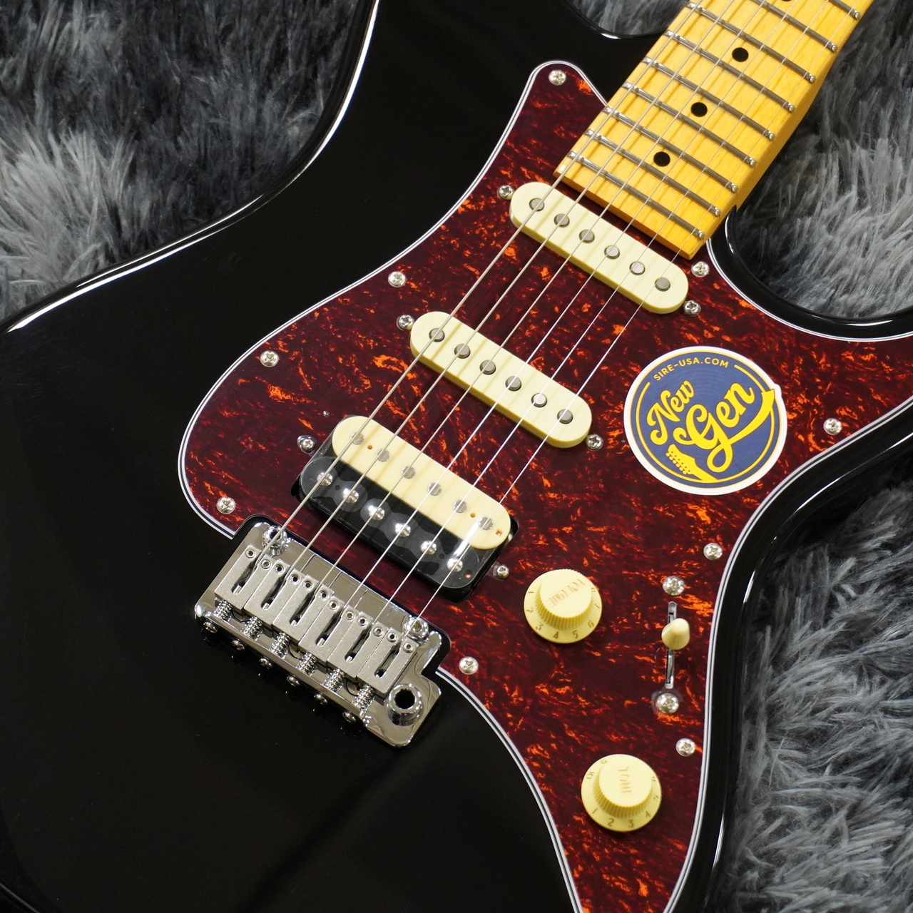 Sire Larry Carlton S7 HSS New Gen BK (Black)【2025 NEW!】【ラリー