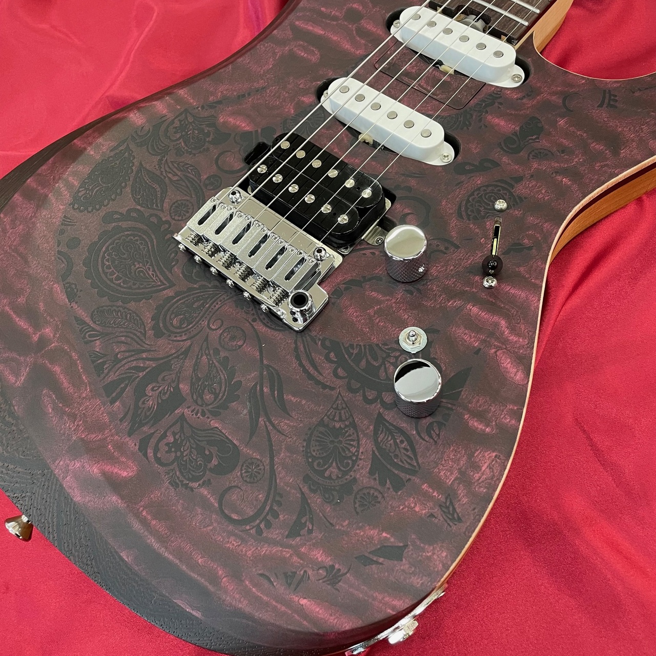 Infinite Trad ST Hollow カスタムオーダー Infinite Trad ST Hollow カスタムオーダー