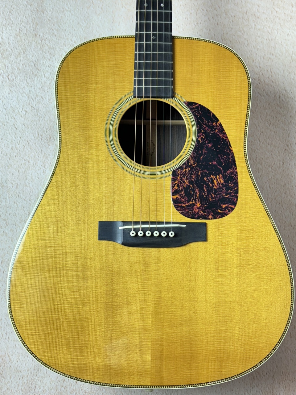 Martin 【抜群のコンディション】HD-28V 2009年製【最大48回分割無金利