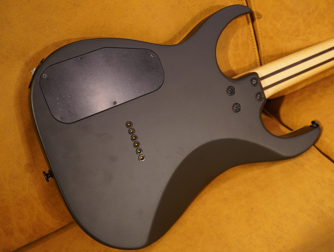 Strictly 7 Guitars Cobra JS6 ベアナックルPU搭載 Strictly 7 Guitars COBRA JS6（中古）【楽器検索デジマート】