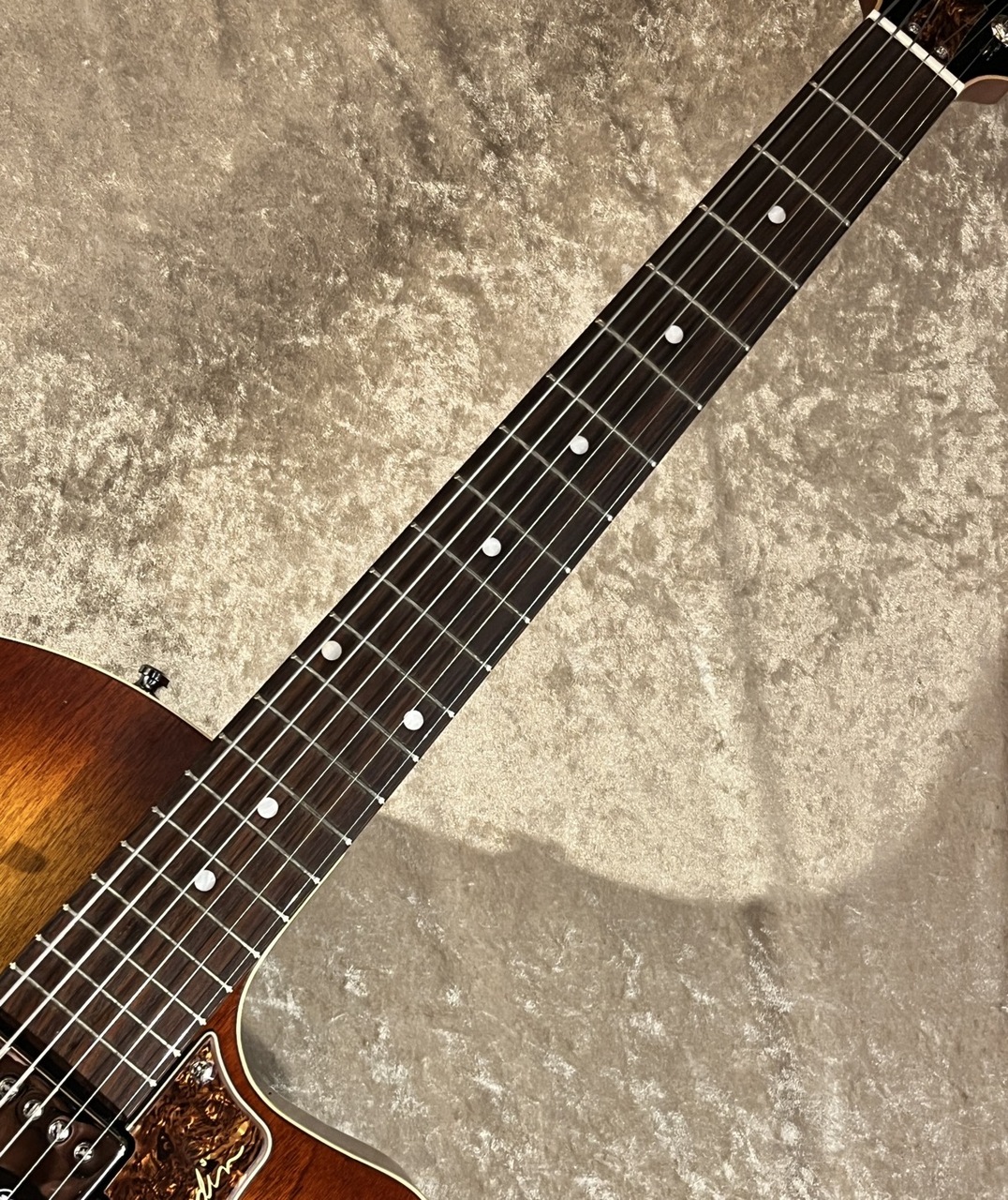 英国ヴィンテージ ♤ ホワイトビスクのハンドベース17cm ♤ ポートメイリオン 英国ヴィンテージ ♤ ホワイトビスクのハンドベース17cm