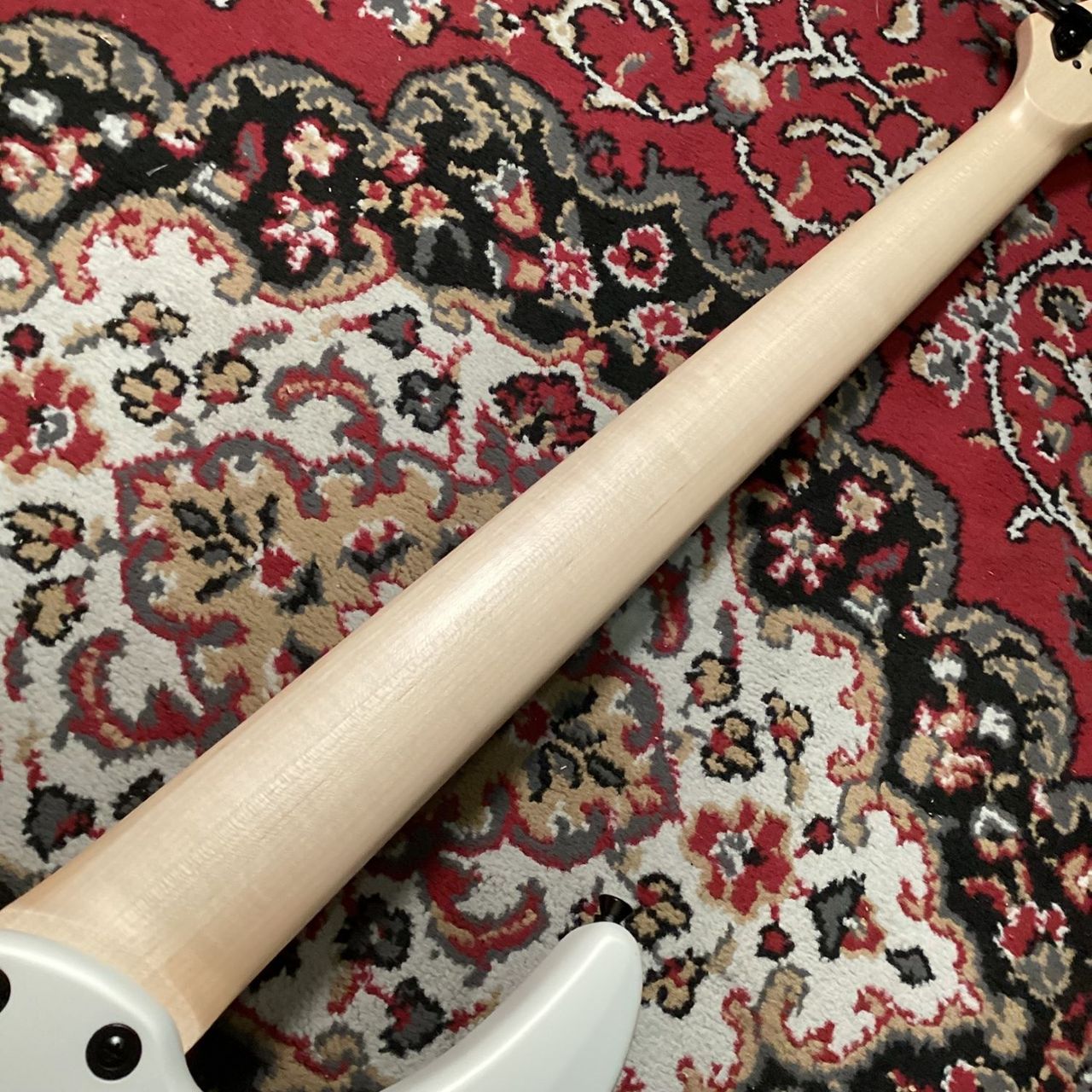 DINGWALL 5弦エレキベース ホワイト DINGWALL 5弦エレキベース ホワイト DINGWALL 5弦エレキベース