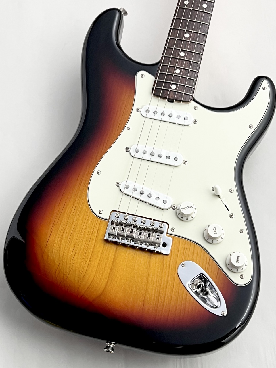 最終値下げ Fender MIJ Traditional 60s strato 2022 Fender Traditional II 60s Stratocaster Made in Japan