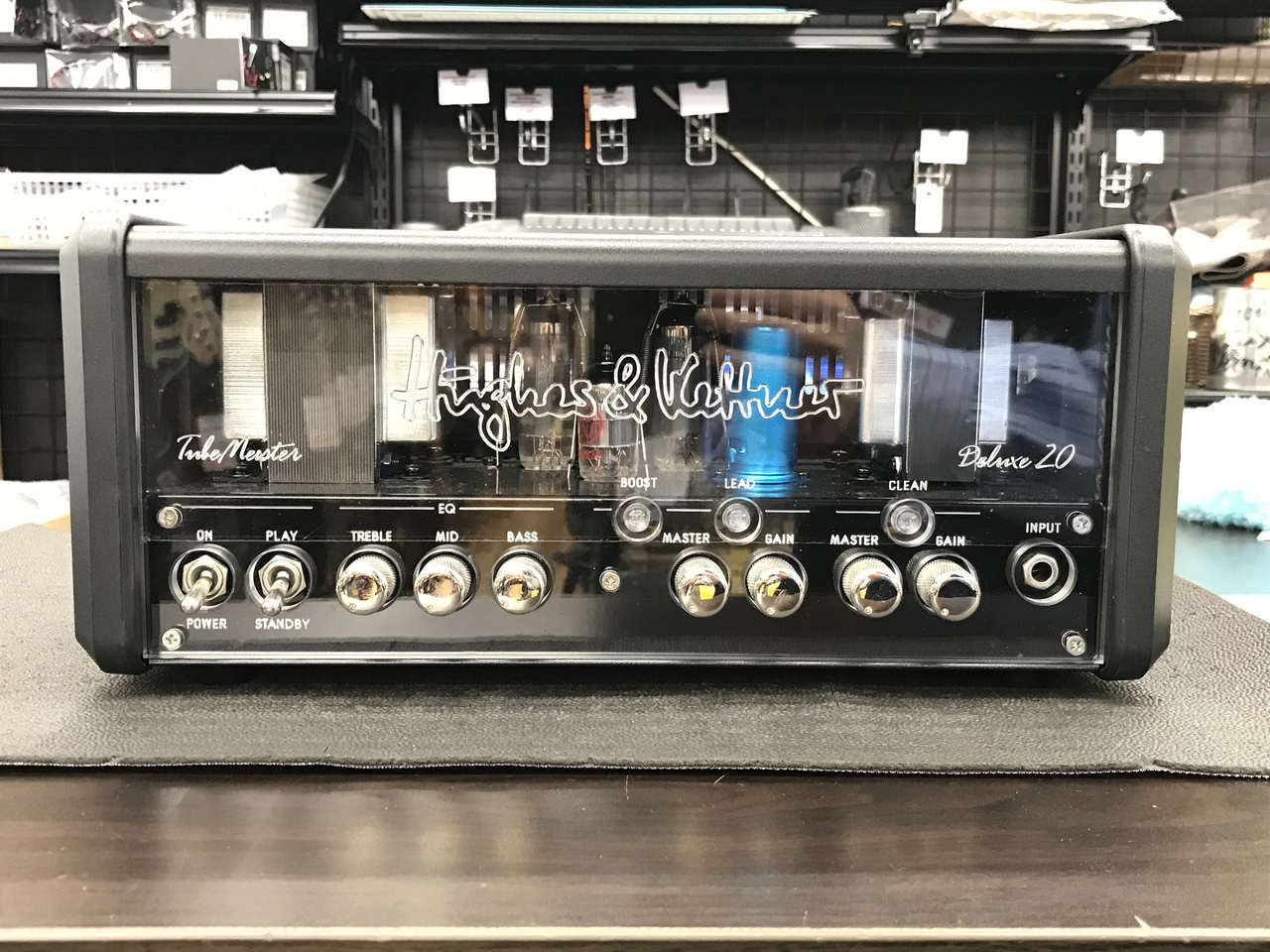 Hughes&Kettner Tubemeister Deluxe 20（中古）【楽器検索デジマート】