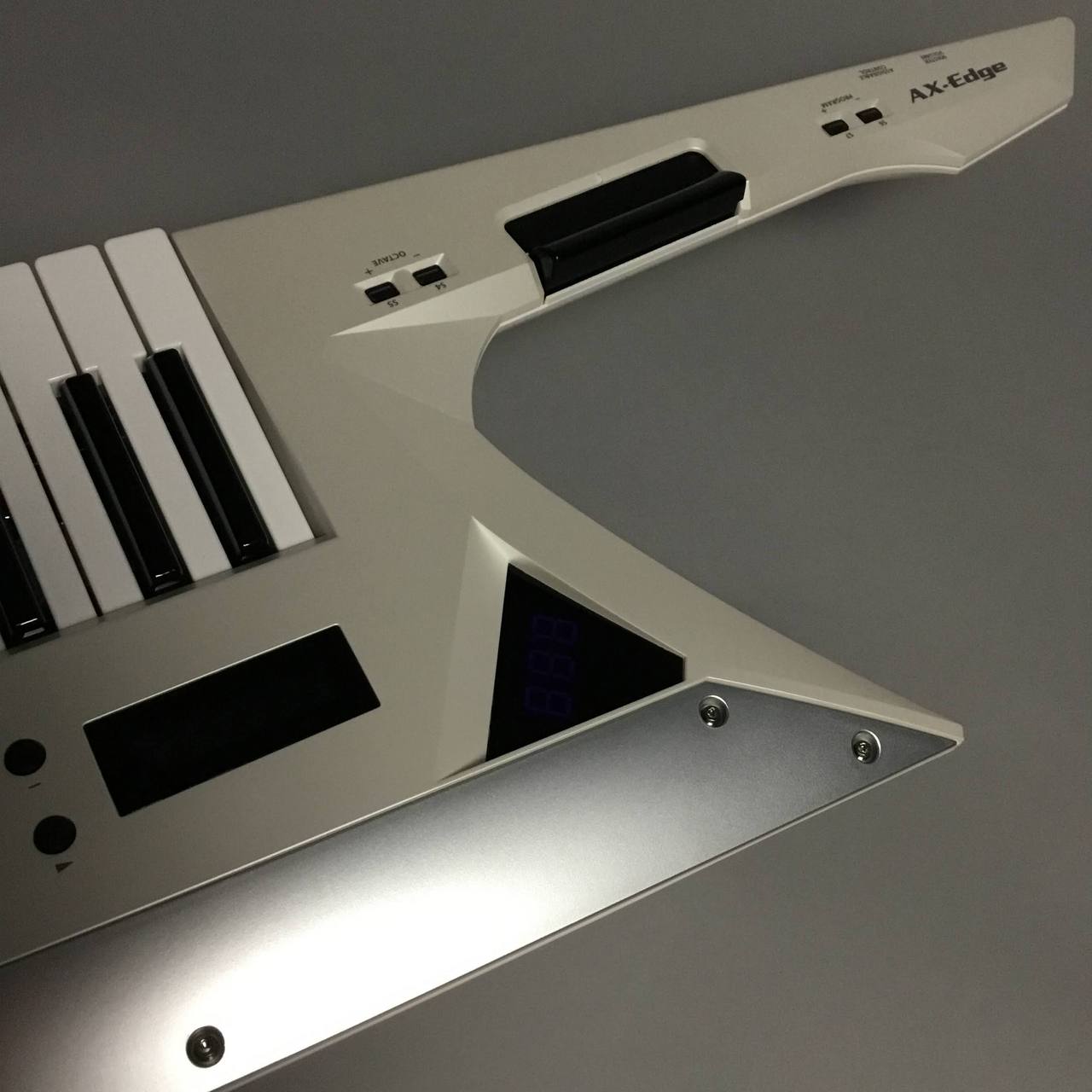 Roland 中古AX-EDGE-WH ショルダーキーボード（中古）【楽器検索