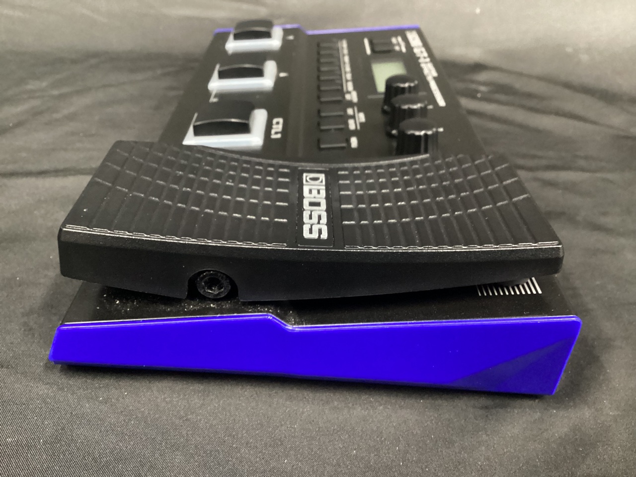 BOSS GT-1 Guitar Effects Processor (ボス GT1 ギター マルチ