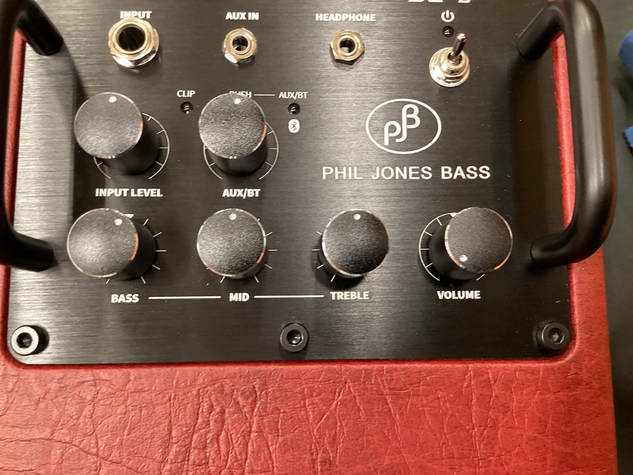 Phil Jones Bass NANOBASS X4/RED（新品）【楽器検索デジマート】