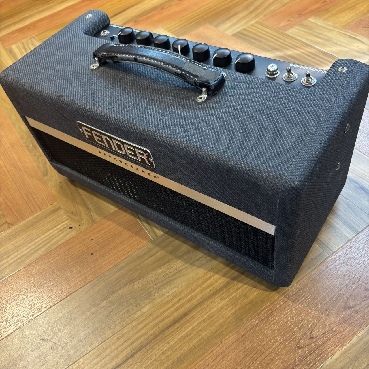 Fender Bass Breaker 15HD（中古/送料無料）【楽器検索デジマート】