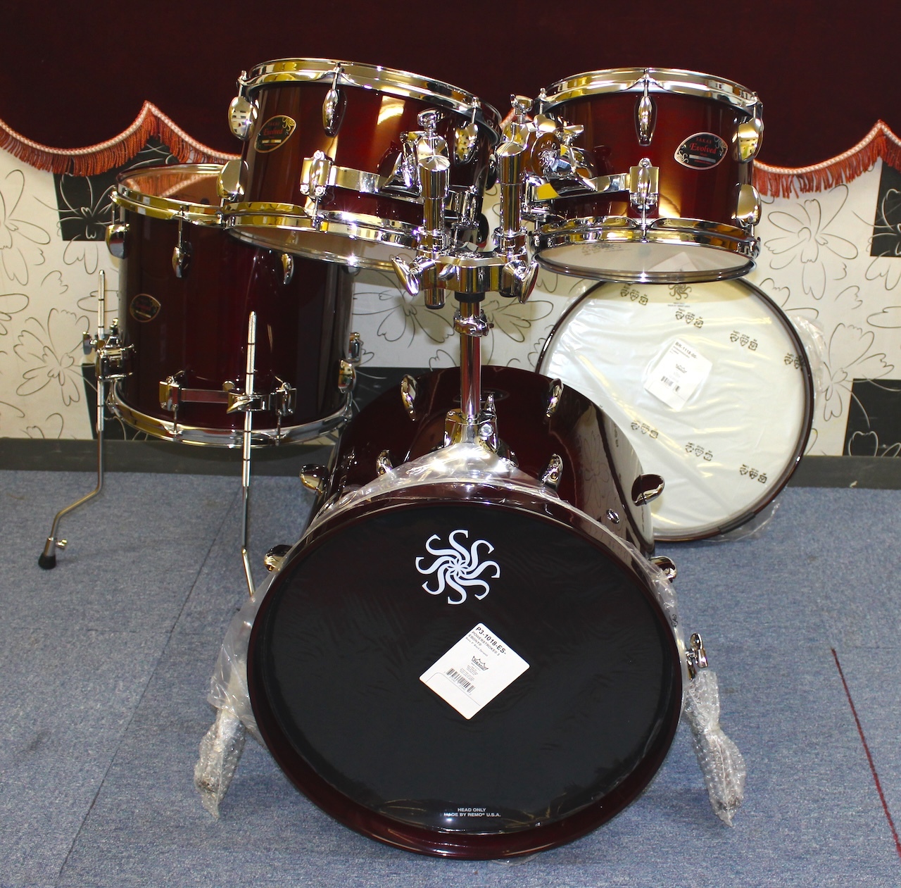 SAKAE OSAKA HERITAGE EVOLVE 18インチバスドラ小口径4点セット