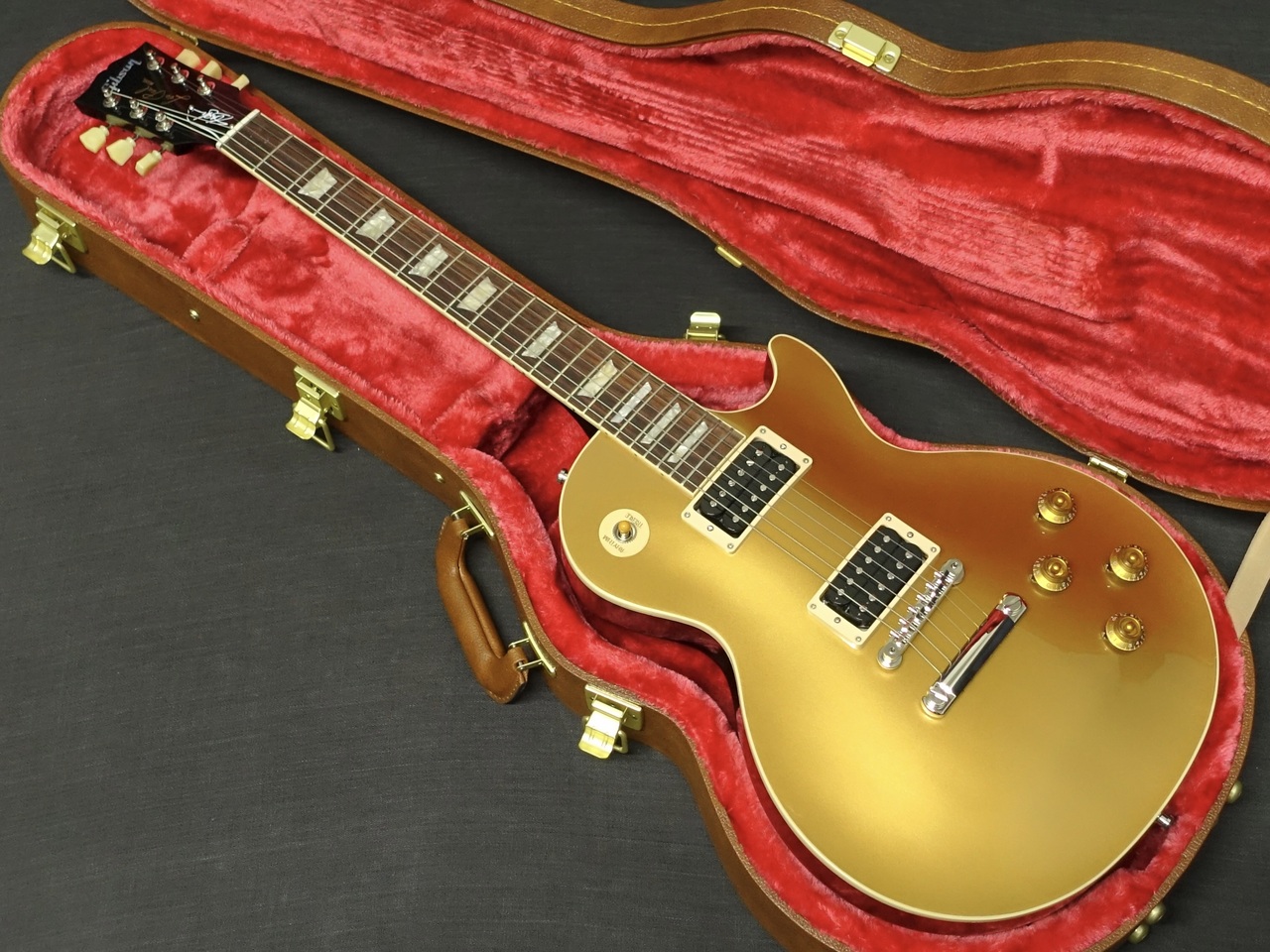 Gibson Slash 