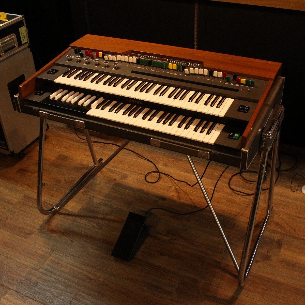 ヤマハYC-20 コンボオルガン ヤマハ オルガン YC-20 スタンド付き 入荷しています♫ « ミツノ