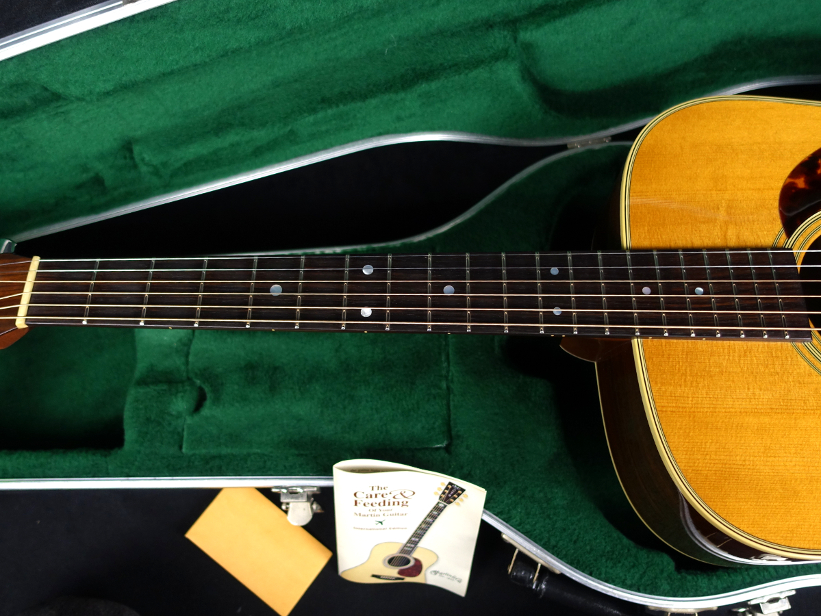 Martin D-28 2004（中古）【楽器検索デジマート】