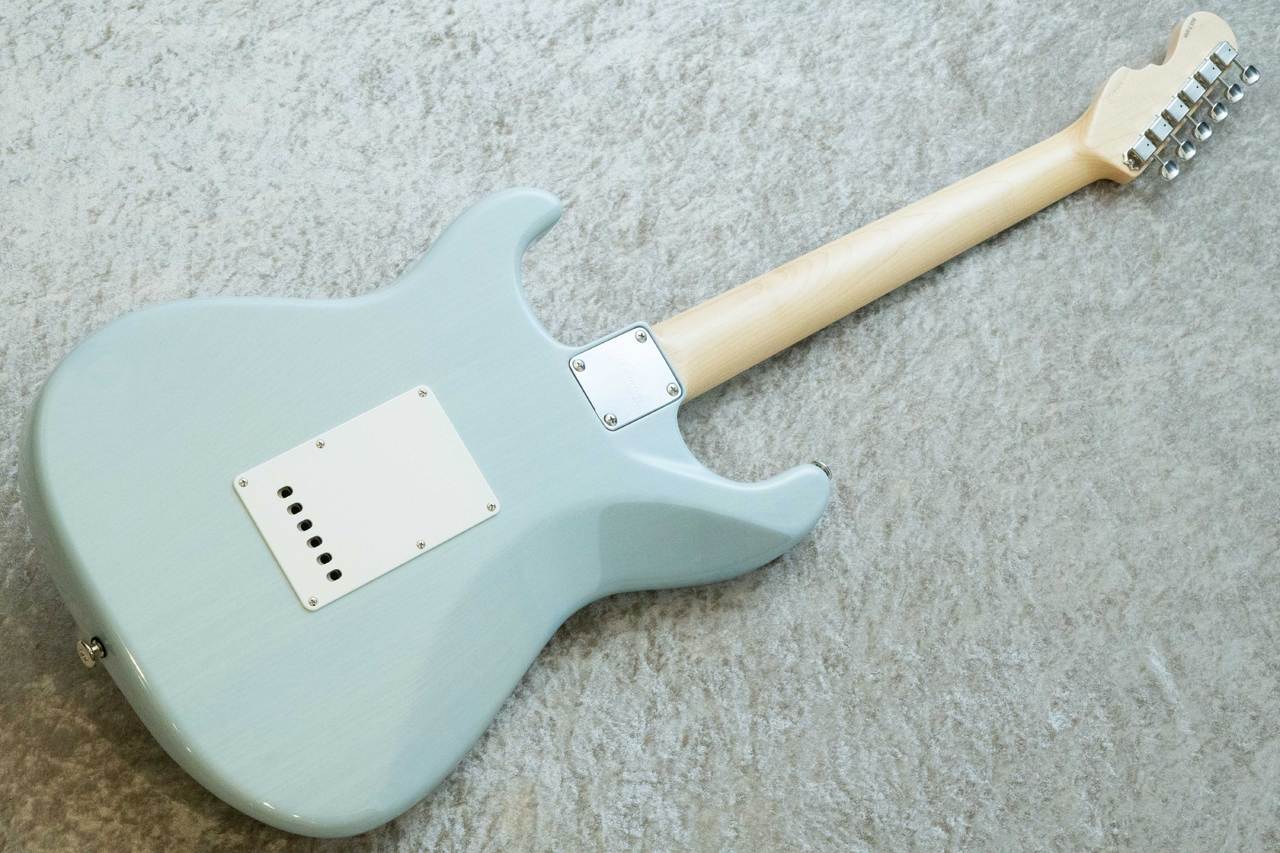 momose MC2-STD/R w/White Pearl Pickguard -Sonic Blue Blonde