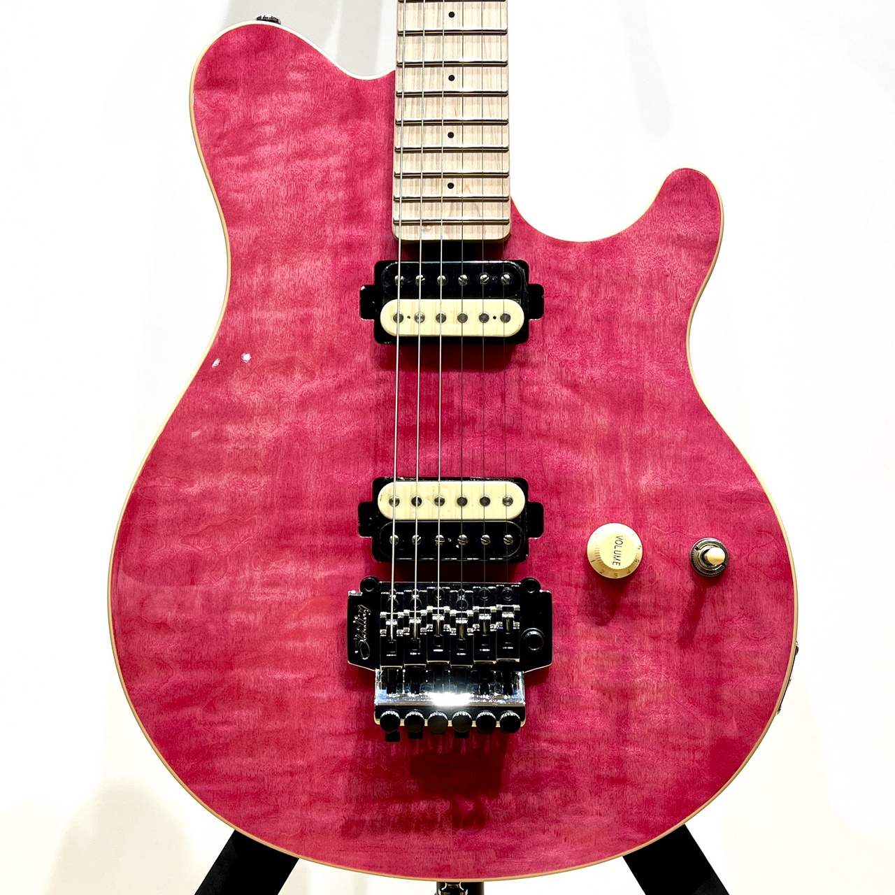 Sterling by MUSIC MAN AX40 / Trans Pink（新品/送料無料）【楽器検索デジマート】