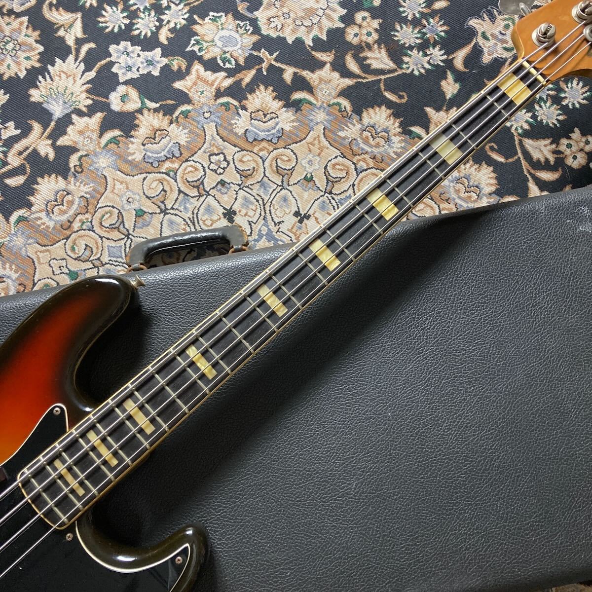 Fender 1974 Jazz Bass Sunburst （ビンテージ）【楽器検索デジマート】