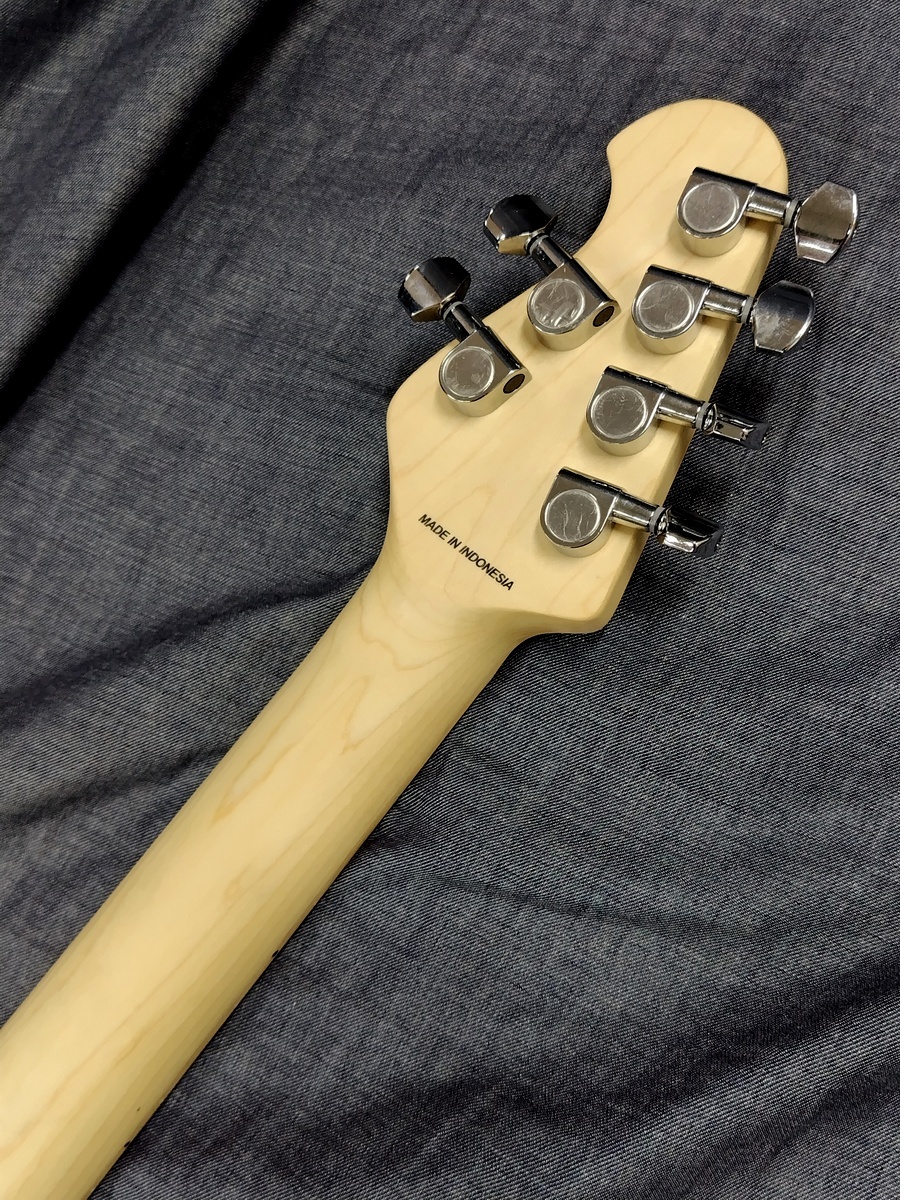 Sterling by MUSIC MAN SUB AX3FM NBL M1 AXIS FLAME TOP