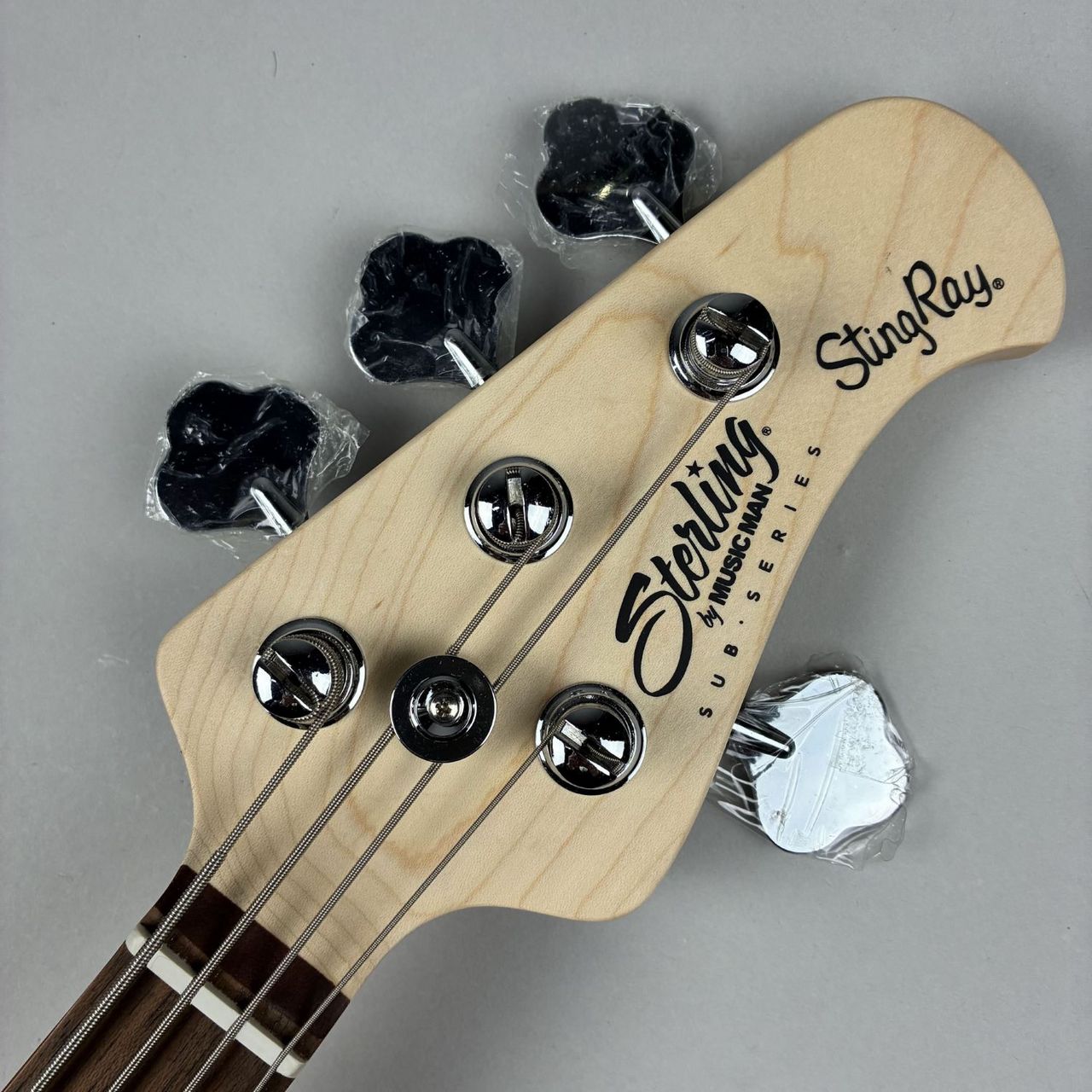 Sterling by MUSIC MAN SUB Series STINGRAY RAY4 / Olympic White