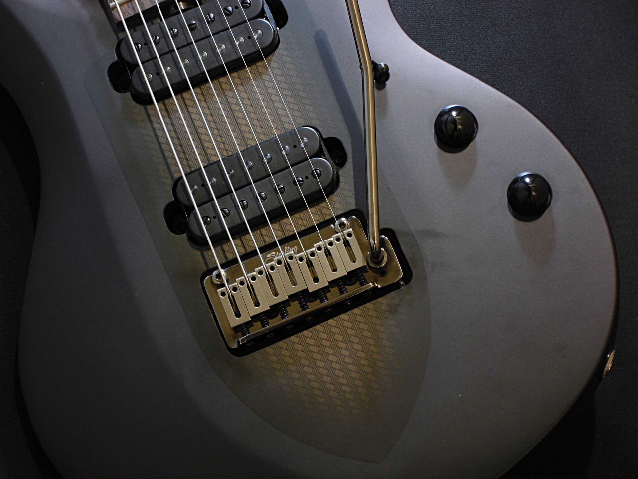STERLING MAJ170 Arctic Dream 7弦 Amazon.com: Sterling By MusicMan 7 String Solid-Body