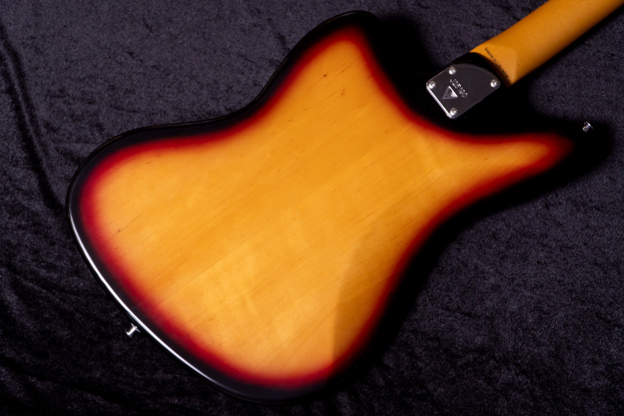 Valiant Guitars Jupiter 3TSB Gloss #J25190 3.22kg【TONIQ横浜