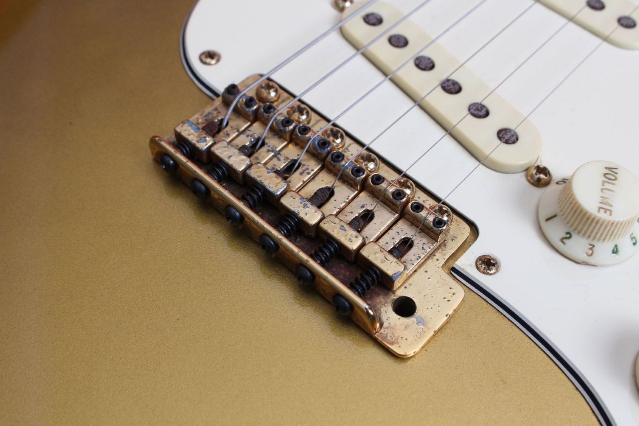 Fender #1982年 GOLD STRATOCASTER (SMITH STRATOCASTER) Aztec Gold