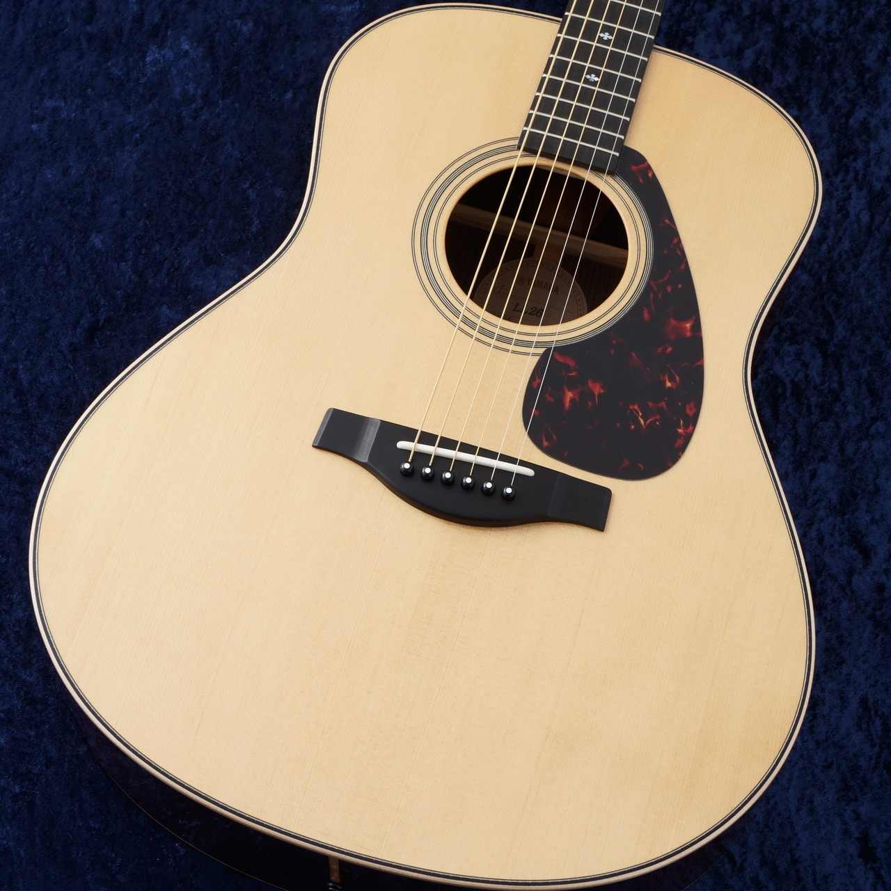 生産完了モデル YAMAHA LL26 日本製 アコースティックギター ヤマハ