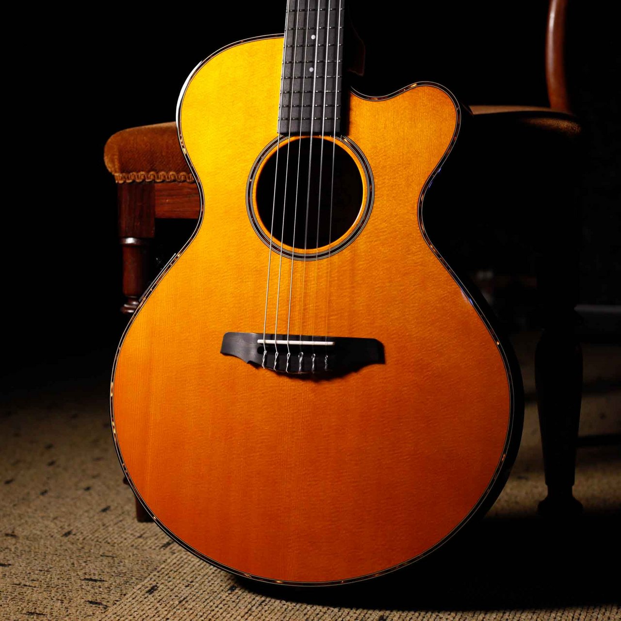 Crews Maniac Sound EG-1500C Natural Yellow（新品）【楽器検索