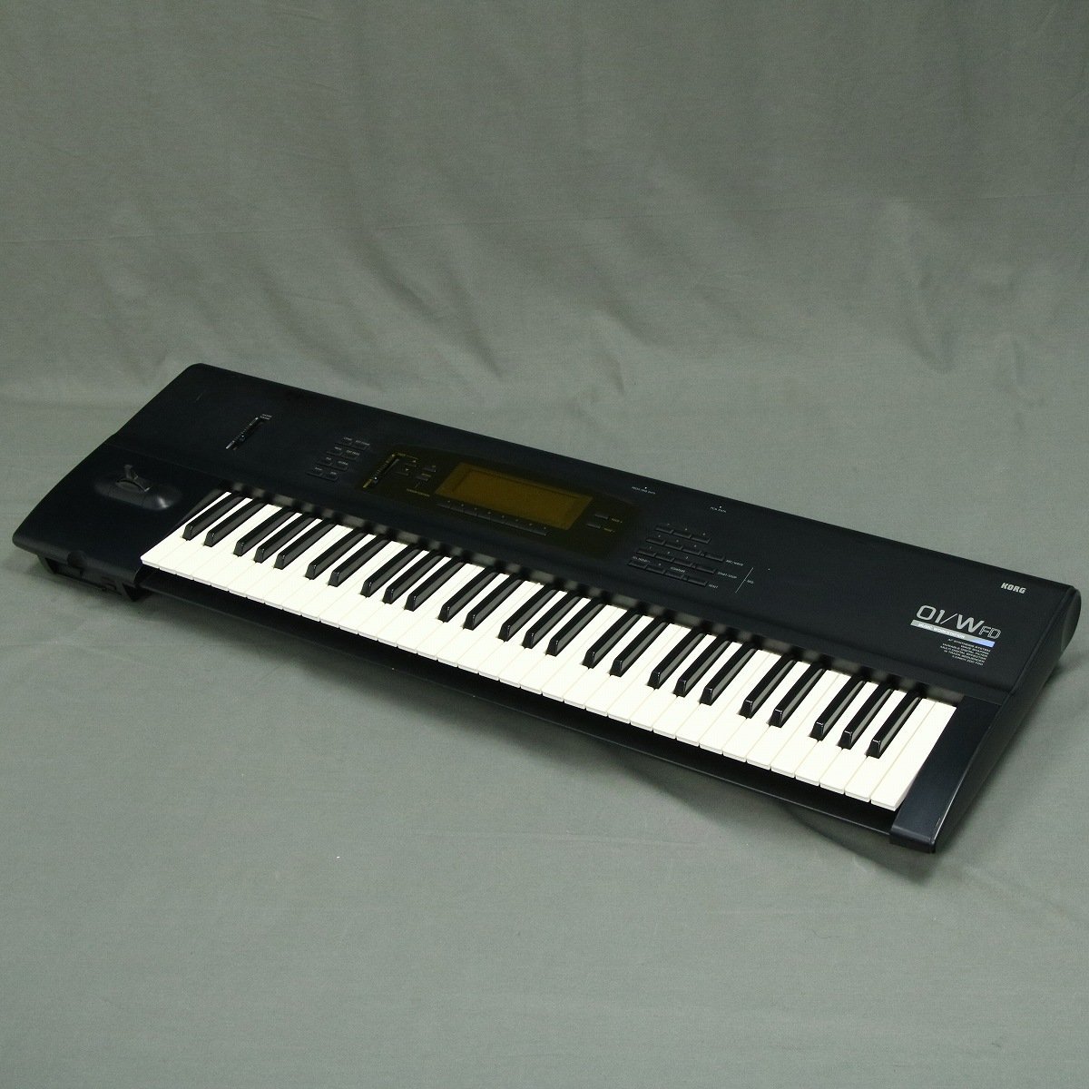 KORG 01/W FD(SMF) Music WorkStation 【御茶ノ水本店】