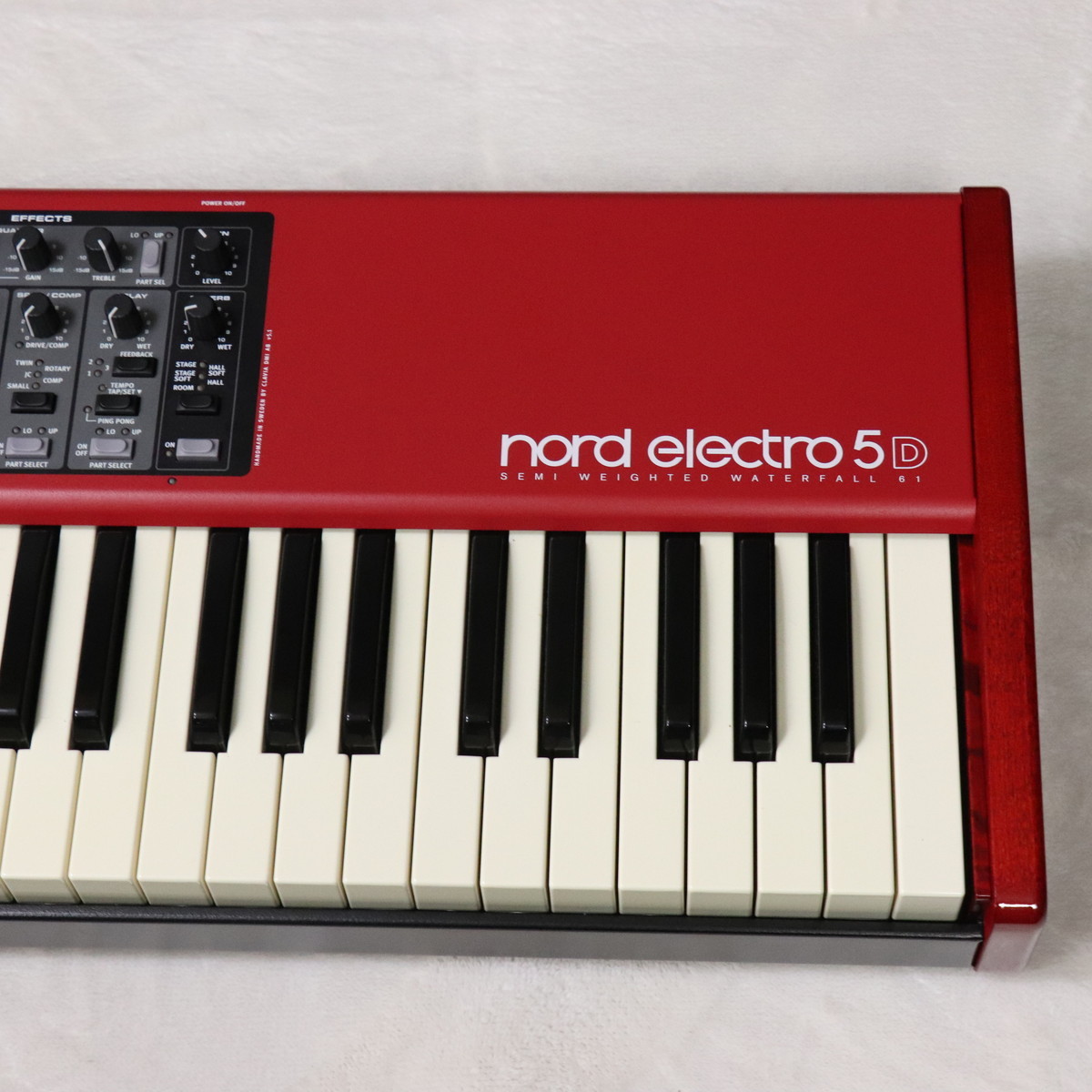 Clavia nord electro 5D 61鍵、おまけ付き Clavia nord electro 5D 61鍵、おまけ付き