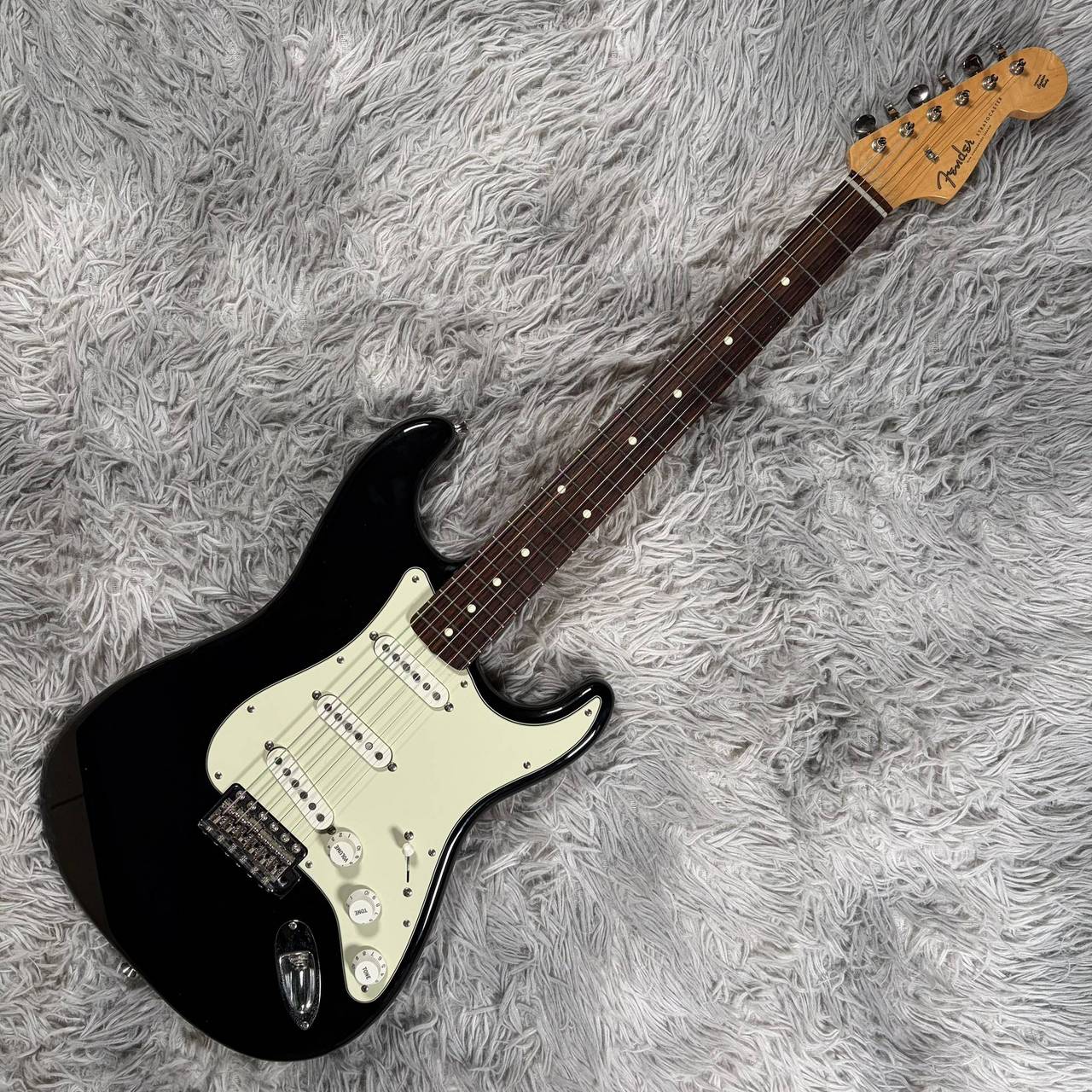 Fender Made in Japan Traditional 60s Stratocaster Rosewood Fingerboard Black【실물 사진】10/26 업데이트 사진 2