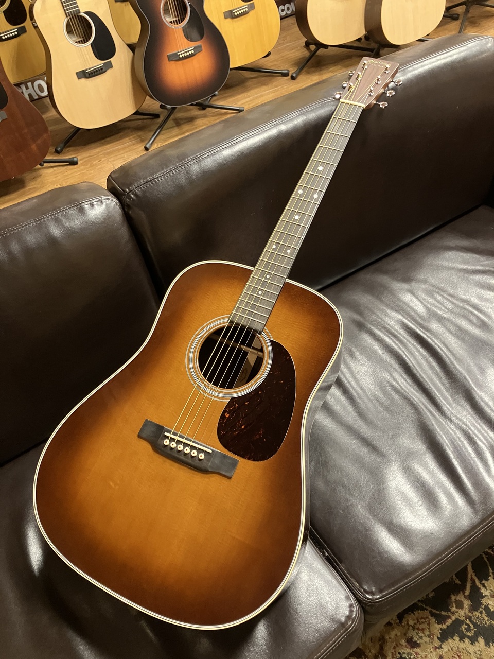 Martin D-28 Standard Ambertone【2021年製】【中古】（中古）【楽器