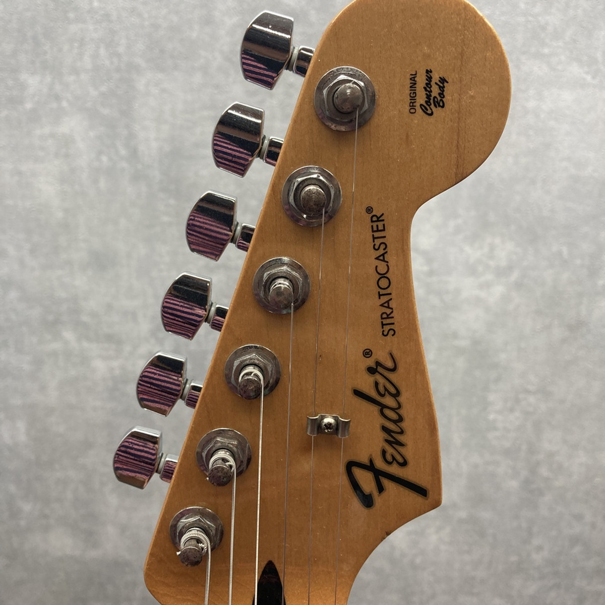 Fender Deluxe Stratocaster HSS Plus Top with iOS Connectivity 2015