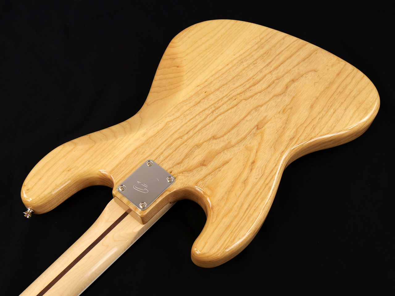 Fender Made in Japan Heritage 70s Jazz Bass (Natural)（新品
